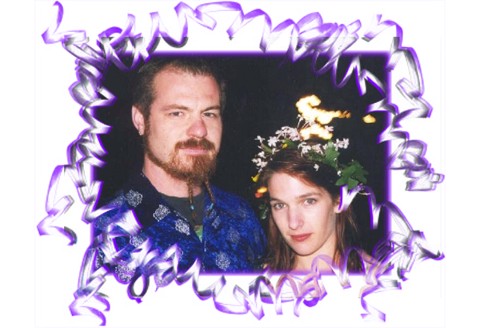 couple3a.jpg (46579 bytes)